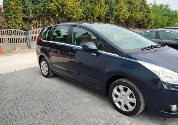 Peugeot 5008 cena 23300 przebieg: 166900, rok produkcji 2010 z Nowy Wiśnicz małe 254